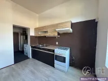 Prodej bytu 2+kk, Hostinné, Nádražní, 52 m2