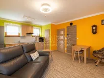 Prodej rodinného domu, Dolní Břežany, U Lesa, 50 m2
