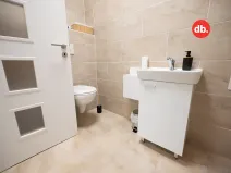 Pronájem komerční nemovitosti, Karlovy Vary, U Koupaliště, 13 m2