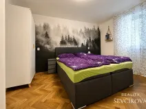 Pronájem bytu 2+1, Pardubice, Jiránkova, 63 m2