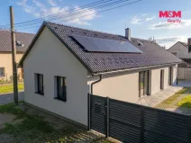Prodej rodinného domu, Křinec, Zelené náměstí, 83 m2