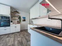 Prodej bytu 3+1, Volary, Sídl. Míru, 70 m2
