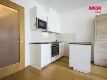 Pronájem bytu 1+kk, Praha - Dolní Chabry, K Beranovu, 37 m2