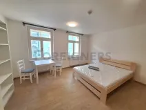 Pronájem bytu 1+kk, Olomouc, 1. máje, 25 m2