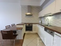 Pronájem bytu 2+kk, Praha - Vysočany, Pod Harfou, 49 m2