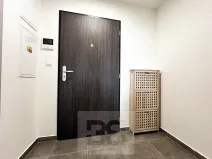Pronájem bytu 1+kk, Plzeň, Boettingerova, 33 m2