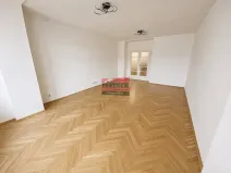 Pronájem bytu 2+1, Praha - Vinohrady, Šrobárova, 83 m2