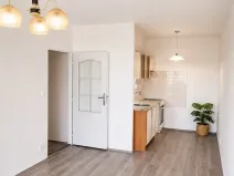 Pronájem bytu 2+kk, Praha - Černý Most, Vašátkova, 43 m2
