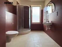 Pronájem bytu 1+kk, Velký Osek, U hřiště, 38 m2