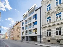 Pronájem garážového stání, České Budějovice, Štítného, 14 m2