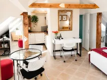 Pronájem bytu 1+kk, Praha - Nusle, Horní, 42 m2