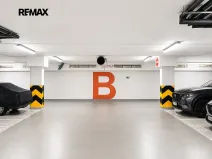 Pronájem garážového stání, Praha - Prosek, Kytlická, 10 m2