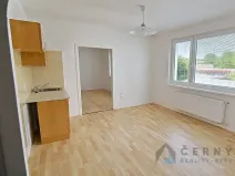 Pronájem bytu 2+kk, Liberec, Dobiášova, 36 m2