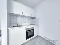 Pronájem bytu 1+kk, Praha - Holešovice, Šimáčkova, 21 m2