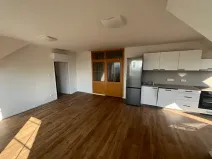 Pronájem bytu 3+kk, Praha - Kobylisy, Klíčanská, 93 m2