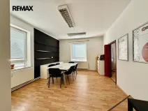 Pronájem kanceláře, Plzeň, Jedlová, 400 m2