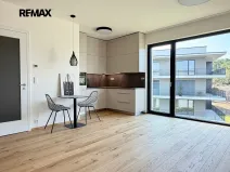 Pronájem bytu 1+kk, Praha - Košíře, Na Stárce, 39 m2