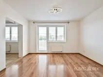 Prodej bytu 1+1, Tábor, Nad Obchvatem, 53 m2