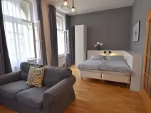 Pronájem bytu 1+kk, Praha - Vinohrady, Sázavská, 35 m2