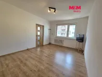 Pronájem bytu 1+1, Loket, Sportovní, 37 m2