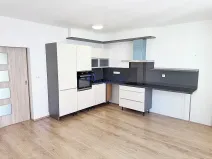 Pronájem bytu 3+kk, Hradec Králové, Chelčického, 95 m2