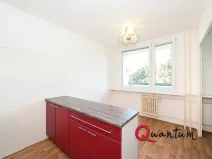 Pronájem bytu 3+1, Praha - Prosek, Veltruská, 60 m2