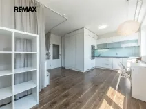 Pronájem bytu 1+kk, Klecany, V Honech, 30 m2