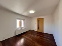 Pronájem rodinného domu, Všetaty, 73 m2