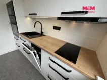 Prodej bytu 1+1, Karviná - Hranice, Bratr. Veverkových, 36 m2
