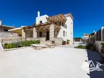 Prodej vily, Roustika, Řecko, 180 m2