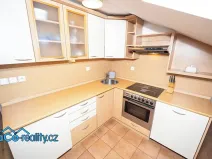 Pronájem bytu 2+kk, Hradec Králové, Ke Splavu, 70 m2