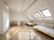 Pronájem atypického bytu, Praha - Smíchov, Hořejší nábřeží, 56 m2
