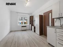 Pronájem bytu 2+kk, Plzeň, Koterovská, 36 m2