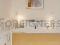 Pronájem bytu 1+kk, Praha, Myslbekova, 25 m2