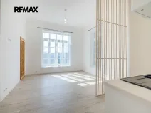 Prodej bytu 1+kk, Vráž, Nad Loděnicí, 28 m2