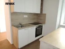 Pronájem bytu 2+kk, Praha - Smíchov, U Malvazinky, 38 m2
