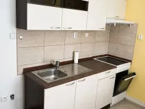 Prodej bytu 2+1, Týnec nad Sázavou, Družstevní, 52 m2