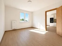 Pronájem bytu 2+kk, Praha - Dubeč, U staré studánky, 39 m2