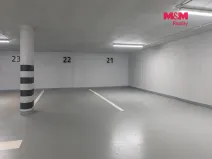 Pronájem garážového stání, Benešov, Dukelská, 14 m2