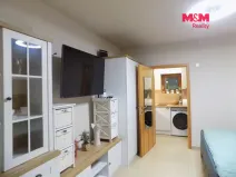 Prodej bytu 1+kk, Králův Dvůr - Počaply, Pod Dálnicí, 24 m2