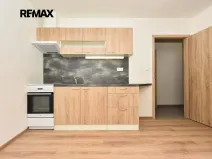 Pronájem bytu 2+kk, Plzeň, Skvrňanská, 37 m2