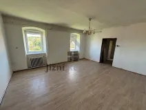 Prodej bytu 2+1, Uherčice, 98 m2