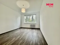 Pronájem bytu 2+1, Karviná - Hranice, Bratr. Veverkových, 52 m2