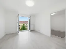 Pronájem bytu 2+kk, Ostrov, Halasova, 55 m2