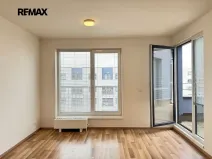 Pronájem bytu 2+kk, Praha - Uhříněves, Oty Bubeníčka, 45 m2