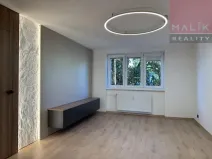 Prodej bytu 2+1, Ostrov, Masarykova, 68 m2