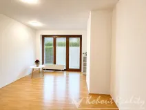 Pronájem bytu 1+kk, Praha - Strašnice, Flájská, 31 m2