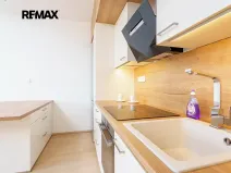 Prodej bytu 2+kk, Jince, Zborovská, 45 m2