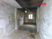 Pronájem garáže, Slatina, 55 m2