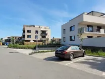 Pronájem garážového stání, Hradec Králové, Odlehlá, 14 m2